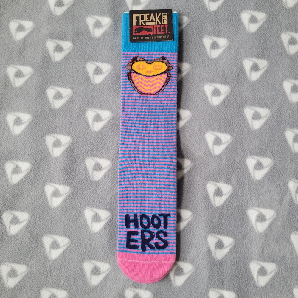 NWT Freaker Feet Hooters Women's 6-14 Striped Socks Made In USA